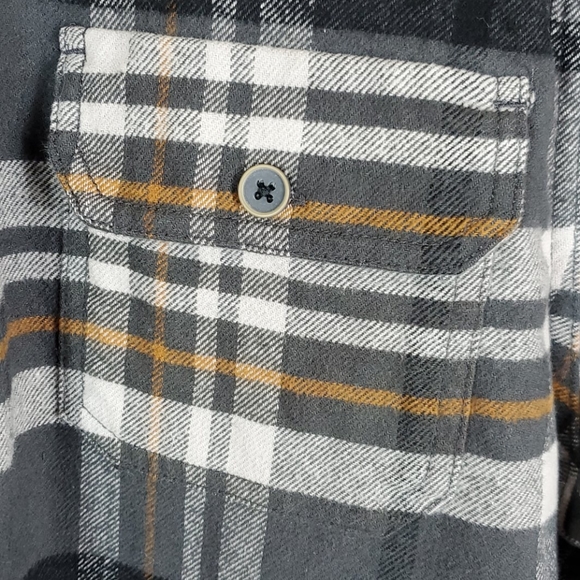 NWOT Jach's• L shirt flannel plaid gray button up - Picture 3 of 11